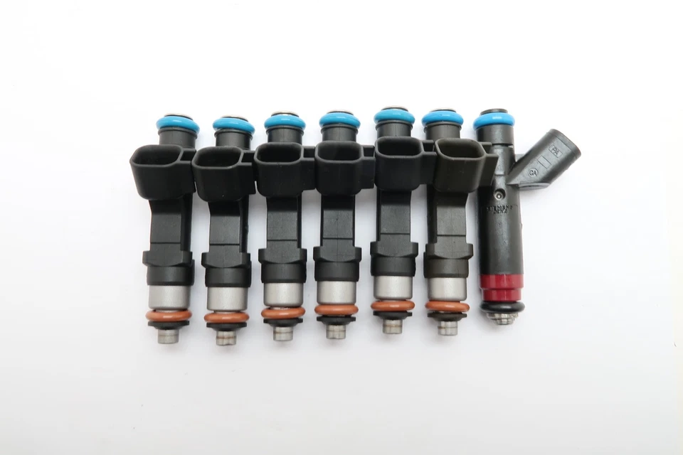 Inyectores de combustible X6 4 orificios actualización para Jeep Wrangler 2005-2006 L6 4,0 Foto 1 de 3