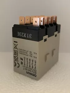 true 914732 relay G7-3A-1B-T-w1-AC200/240 - Picture 1 of 2