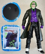McFarlane Artist Series Gold The Dark Knight Rises The Joker Figure Stand Card