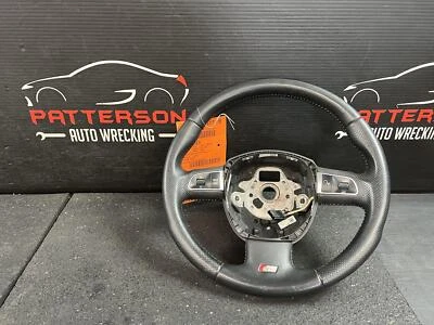 VOLANTE 2009 AUDI A5 PRETO ENVOLTO EM COURO COM CONTROLES DE ACESSÓRIOS - Imagem 1 de 4