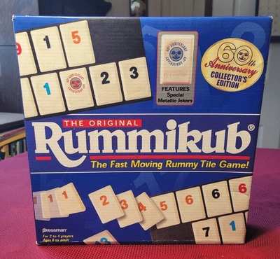 Nuevo de Lote Antiguo *Caja Abierta* 1997 Original RUMMIKUB Juego de Azulejos Edición 60 Aniversario Foto 1 de 4