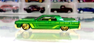 CUSTOM HOT WHEELS 1964 LINCOLN CONTINENTAL - Image 1 of 4