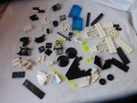 1996 Lego Set 6856 Space Exploriens Planetary Decoder with Minifig - Incomplete
