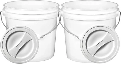 HOUSE NATURALS 2 Gallon White Food Grade Bucket Pail with Screw on Lid (Pack of 2)