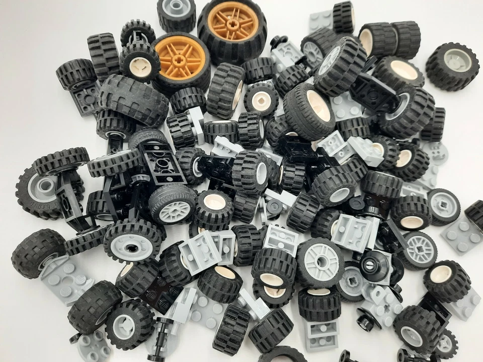 Lego 50 Reifen Räder mit Achse Aufhängung Befestigung Auto City Wheels - Bild 1 von 1
