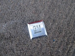 CADILLAC CTS FENDER EMBLEM 2008 2009 2010 08 09 10 - Picture 1 of 2