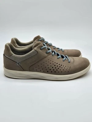 Lowa Womens San Francisco Gtx Low Taupe Hiking Shoes Womens Size 7.5 - Image 1 of 4