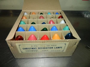 C-9 1/4 Feiertage Weihnachten Neu aus altem Lagerbestand Ersatz Glühbirnen ungetestet Box mit 25 - Bild 1 von 4