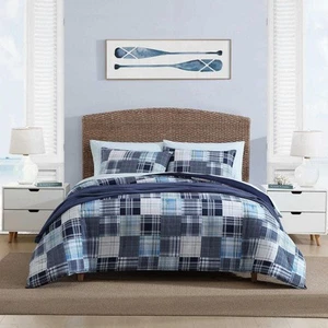 Mason Patchwork Blue/Green 3-Piece Plain Weave Cotton King Reversible Comforter - Picture 1 of 9