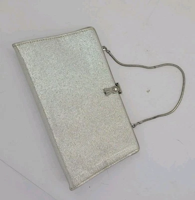 Bolso sin asas sin marca con correa de cadena plateada brillante vintage metal broche de presión  Foto 1 de 3