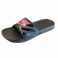 nike benassi black pink