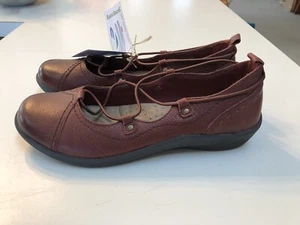 Earth Origins London Red/Brown Leather Slip On Loafer Women’s Size 9M NEW - Picture 1 of 6