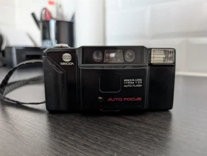 MINOLTA AF-E 35mm film point & shoot camera with case - Picture 1 of 14