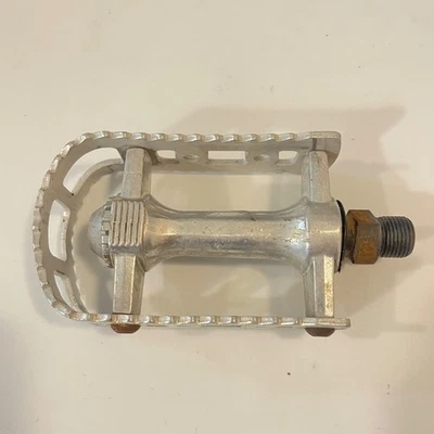 Pedal BMX SR Surefoot III SR derecho vintage 9/16 raro años 80 carreras GT JMC Foto 1 de 4