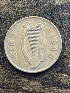 1986 Ireland Two 2 Pence Actual Coin TB1910* - Picture 1 of 2