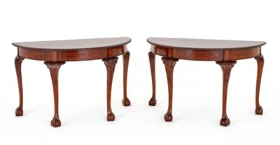 Par de mesas consola Chippendale bola y garra Foto 1 de 4