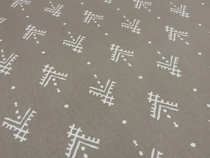 Stoff Baumwolle Popeline grafische geometrische Muster grau weiß Kleiderstoff - Bild 1 von 4