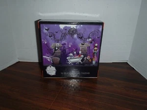 Ceaco 300 Piezas Rompecabezas Disney "Pesadilla Antes De Navidad 18 x 24 Nuevo 2020 2 - Imagen 1 de 1