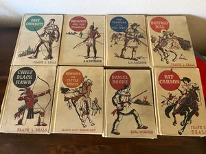 Lotto 8 libri western anni 40 copertina rigida serie American Adventure vintage - Foto 1 di 12