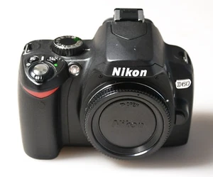 Nikon D60 10.2 MP Digital SLR Camera 5013342 (Body Only) - Picture 1 of 6