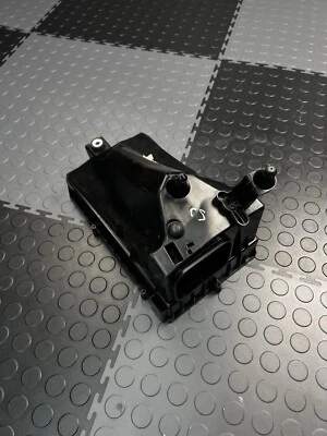 Jaguar XF 2009-2015 2,0 L lado derecho del pasajero motor admisión de aire caja limpiador OEM Foto 1 de 4