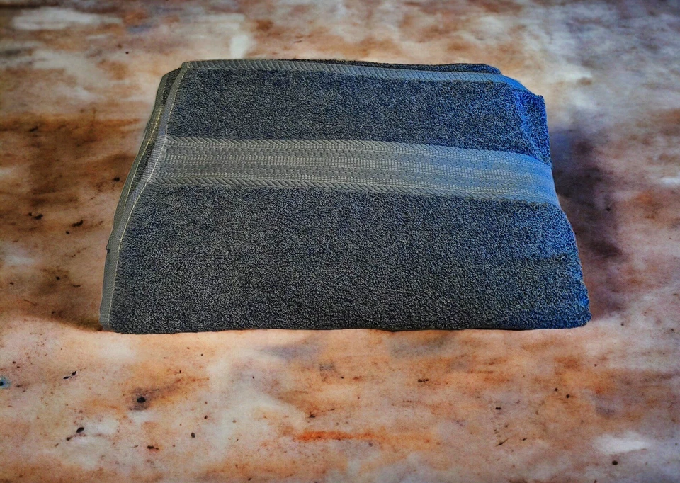 Toalla de baño lisa The Big One - 30" x 54" - 100% algodón azul NUEVO Foto 1 de 1