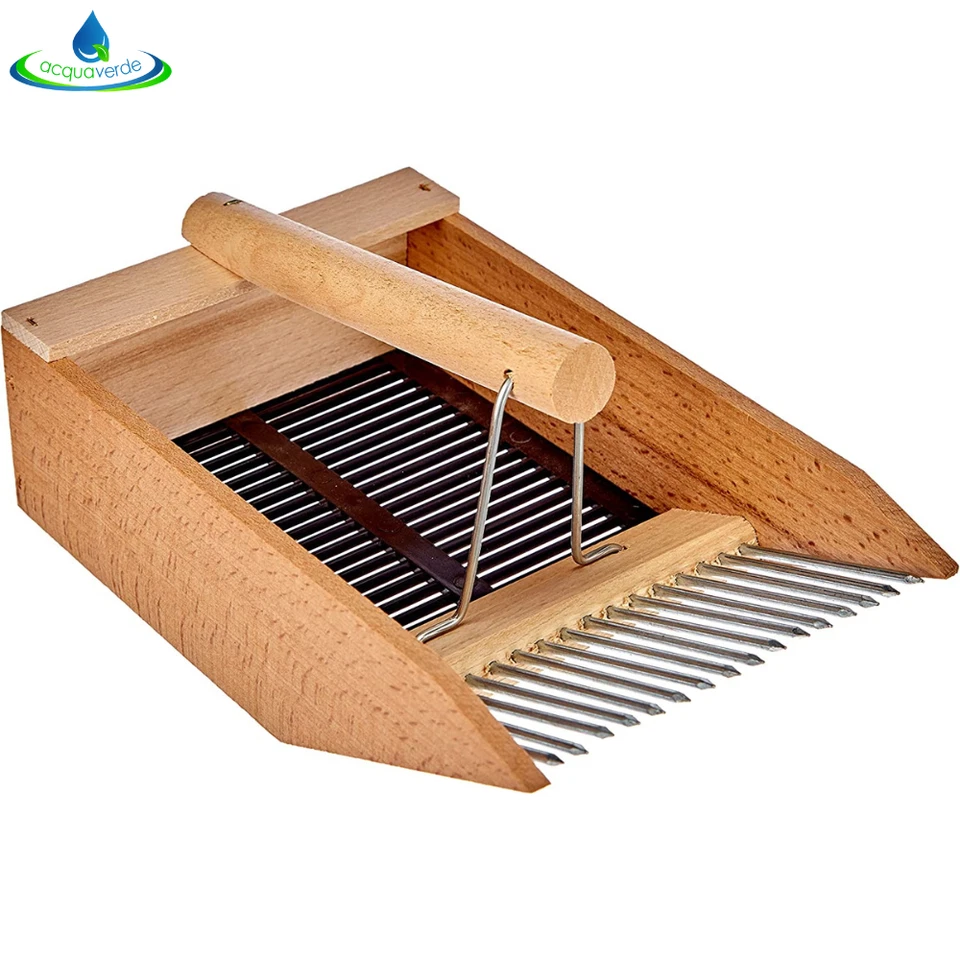 RACCOGLI MIRTILLI RACCOLTA BACCHE MIRTO FRUTTA OLIVE FIORI IN LEGNO - Immagine 1 di 1