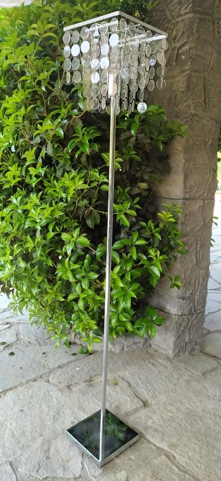 sconto 30% Piantana stelo in metallo con dischetti plexiglass stile anni70 Kare - Immagine 1 di 3