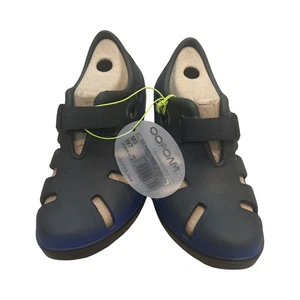 Oofos Oocandoo royalblau & schwarz Ombré Recovery geschlossene Zehe Sandalen M5/W7 - Bild 1 von 19