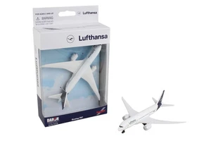 Lufthansa Boeing 787 Miniature Toy Aircraft Airplane 5.5" Wingspan Die-cast - Picture 1 of 2