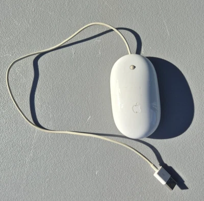 Apple A1152 USB Wired Optical Mighty Mouse Apple USB Wired Optical Mouse Good - Image 1 of 3