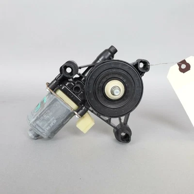 2015-2017 Volkswagen Golf Front Power Window Motor Right OEM Used - Image 1 of 4