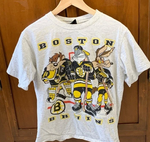Vintage Boston Bruins Looney Tunes T-Shirt, Bruins Shirt, Hockey Tee U1332 Cover