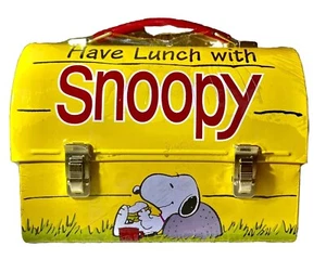 Hallmark Snoopy QHM59905 Giallo Edizione Limitata Porta pranzo piccolo 2000 nuovo sigillato - Foto 1 di 12