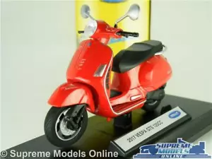 VESPA GTS 125CC MODEL SCOOTER MOPED BIKE RED 2017 1:18 SCALE WELLY K8 - Picture 1 of 4