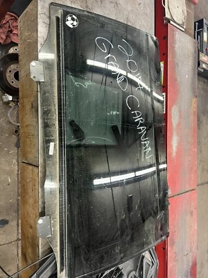 Dodge Grand Caravan Volkswagen Routan Pasajero Puerta Trasera Carga Ventana Vidrio RR Foto 1 de 2