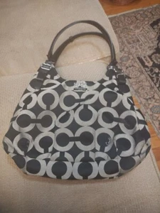 Coach Madison Maggie Op Art Schultertasche grau leinwandig - Bild 1 von 7