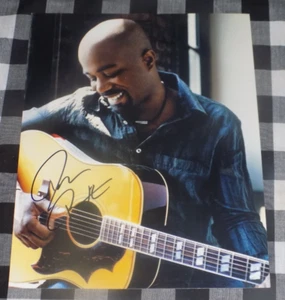 Darius Rucker Signed 8x10 Photo Country Music Singer Hootie and the blowfish - Picture 1 of 1