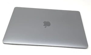 Apple MacBook Air Core i5 1,6 GHz 13 pollici 128 GB 8 GB RAM 2018 A1932 grigio siderale usato - Foto 1 di 4