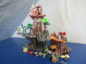 4836 4837 Castillo de Caballeros Castillo de Dragones Dragón Lanzador Gigante v Caballero Playmobil 6715 - Imagen 1 de 6