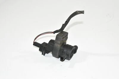 02 03 04 05 Mercedes-Benz C320 válvula solenóide de purga de regeneração 0004701593 - Imagem 1 de 4