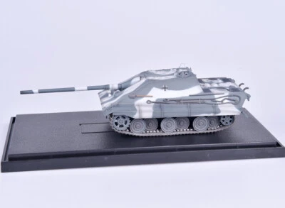 Modelcollect AS72133 1/72 German WWII E-50 Jagdpanzer with 105mm gun,Winter,1946 - Image 1 of 4