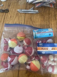 Berkley & Dolphin Bobbers/Floats Assorted Fishing Floats 30+ - Picture 1 of 3