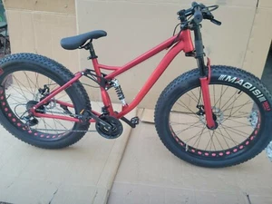 Bicycle - Picture 1 of 4