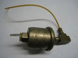  OIL PRESSURE SENDER JEEP Wrangler SJ & J Cherokee 1984-1991 - USED - WORKING - Picture 1 of 3