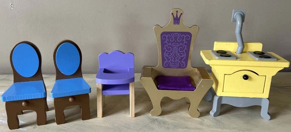 Armario La Bella y la Bestia Castillo Infantil Casa de Muñecas Accesorios Muebles Foto 1 de 1