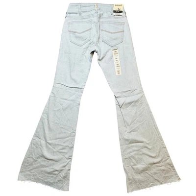 Pantalones de mezclilla para mujer Ariat REAL 26R azul hielo acampanados tiro perfecto dobladillo crudo desgastado Foto 1 de 4
