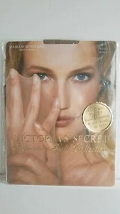 Victoria's Secret Signature Gold Collection Seamless Sensations Pebble Small - Picture 1 of 2