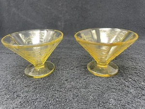 Indiana Federal Glass Amber ‘Madrid’ Sherbets yellow glass Bowls Set Of 2 - Picture 1 of 4