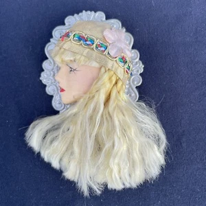 Vintage Art Deco Blonde Hair Lady Flapper Brooch Pin - Picture 1 of 7